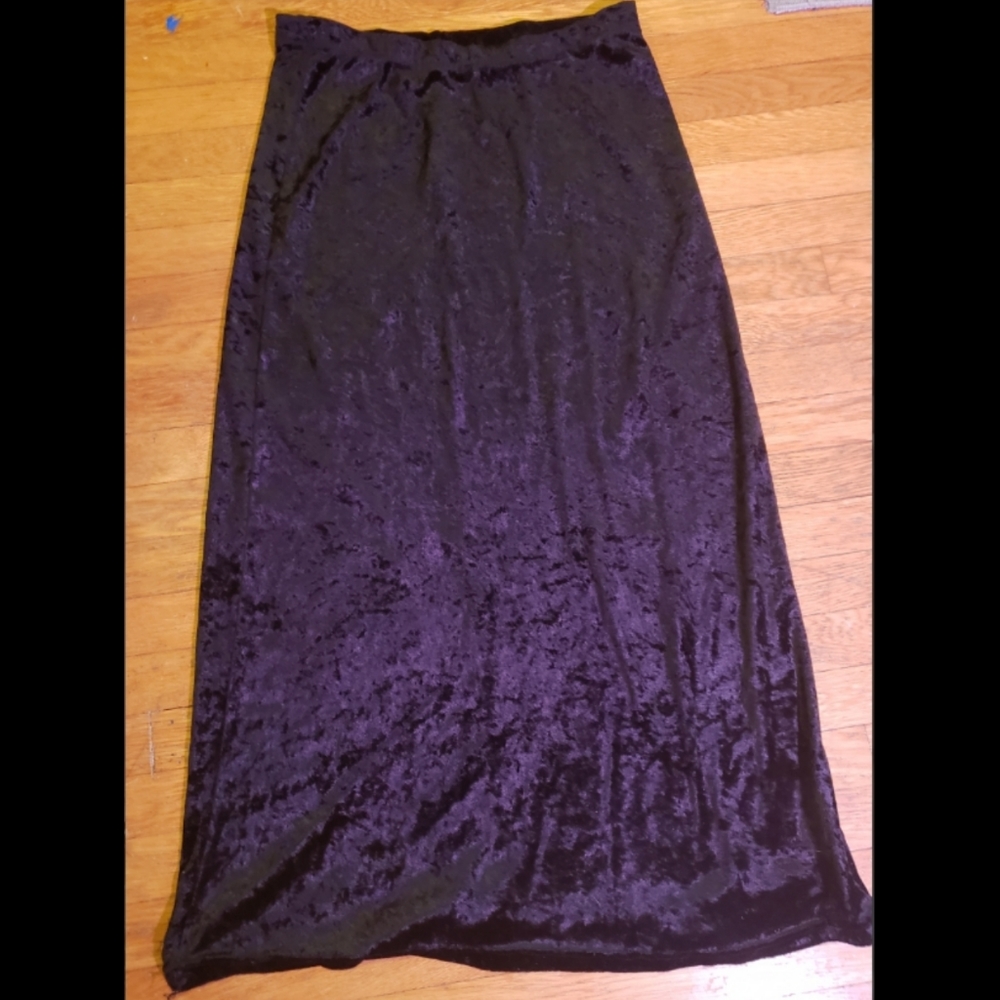 Black crushed velvet long medium skirt